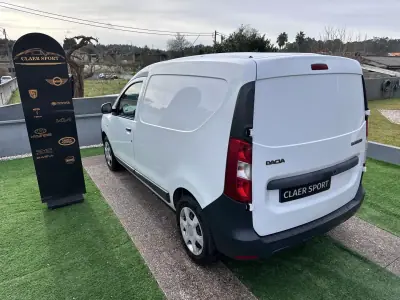 Dacia Dokker 2015 - 7000 EUR, 287197 km - AUTO.MOTO.pt - 287197km - foto 12 de 35