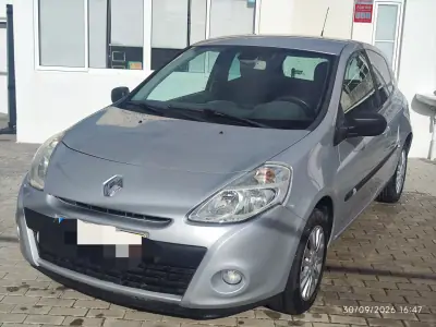 Renault Clio 2009 - 4480 EUR, 82000 km - foto 2 de 27