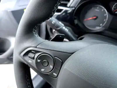 Opel Corsa 2024 - 18590 EUR, 38000 km - AUTO.MOTO.pt - 38000km - foto 14 de 34