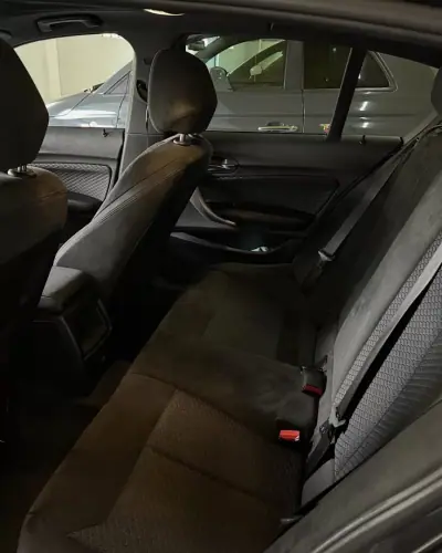 BMW 116 2018 - 18450 EUR, 214000 km - AUTO.MOTO.pt - 214000km - foto 16 de 20