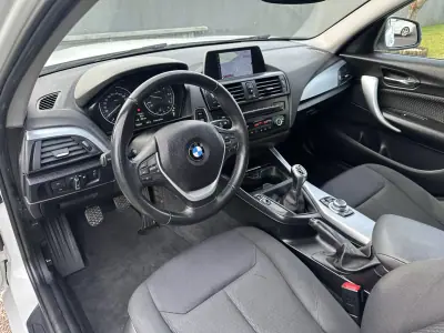 BMW 118 2013 - 13900 EUR, 160000 km - AUTO.MOTO.pt - 160000km - foto 25 de 61