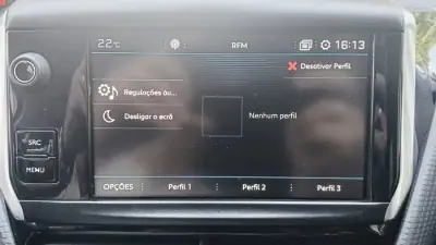 Peugeot 208 2019 - 8299 EUR, 136000 km - AUTO.MOTO.pt - 136000km - foto 32 de 48