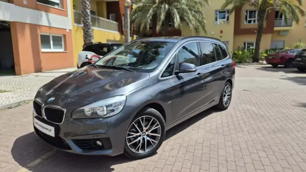 BMW 218 Gran Tourer 2016 - 18480 EUR, 120000 km - AUTO.MOTO.pt - 120000km - foto 7 de 12