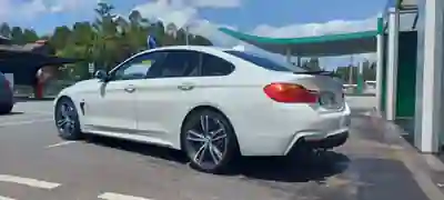 BMW 420 Gran Coupé 2014 - 20700 EUR, 115000 km - AUTO.MOTO.pt - 115000km - foto 3 de 6