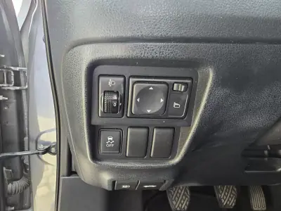 Nissan Juke 2012 - 8750 EUR, 214434 km - AUTO.MOTO.pt - 214434km - foto 13 de 19