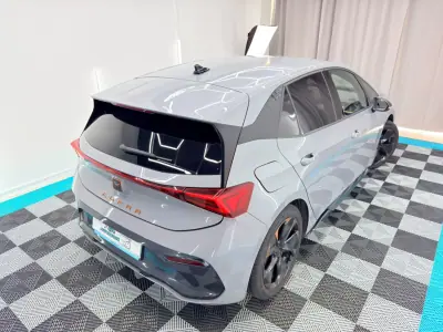Cupra Born 2022 - 19500 EUR, 191000 km - 191000km - foto 9 de 26