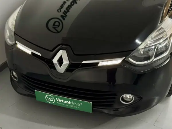 Renault Clio 2012 - 5750 EUR, 228000 km - AUTO.MOTO.pt - 228000km - foto 15 de 44