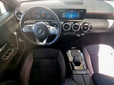 Mercedes-Benz A 180 2019 - 24500 EUR, 129000 km - AUTO.MOTO.pt - 129000km - foto 16 de 20