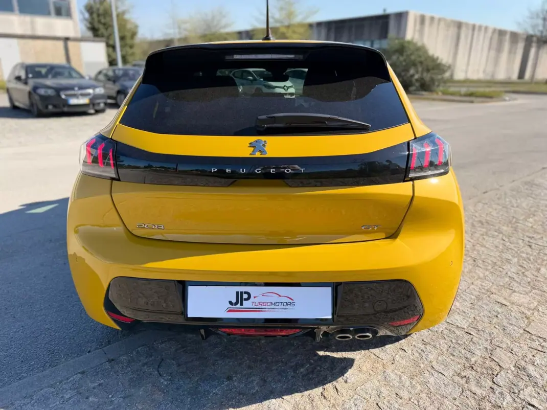 Peugeot 208 2022 - 16900 EUR, 69600 km - AUTO.MOTO.pt - 69600km - foto 7 de 21