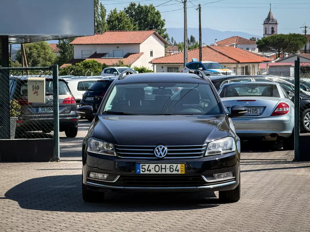 Volkswagen Passat Variant 2014 - 10880 EUR, 202000 km - 202000km - foto 3 de 12