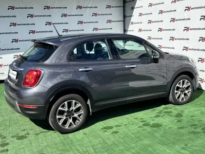 Fiat 500X 2018 - 13250 EUR, 85000 km - AUTO.MOTO.pt - 85000km - foto 9 de 26