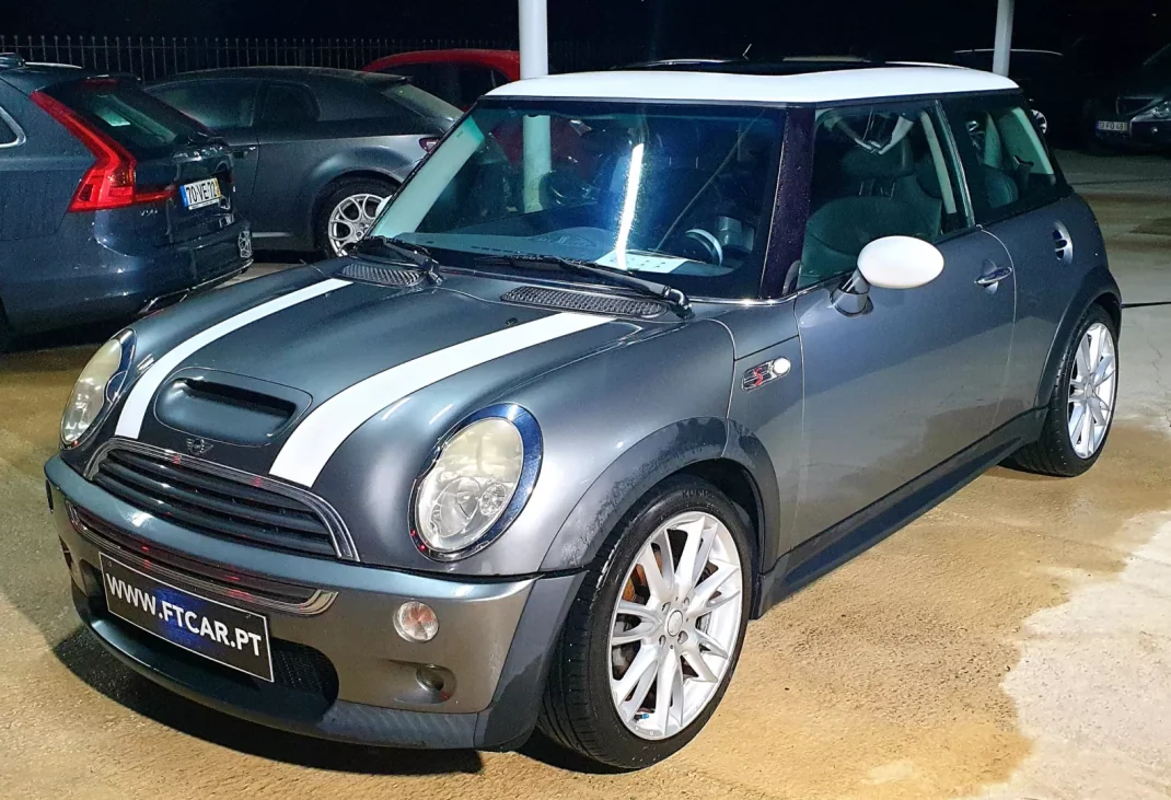 MINI Cooper S 2004 - 9990 EUR, 191662 km - AUTO.MOTO.pt - 191662km - foto 1 de 18