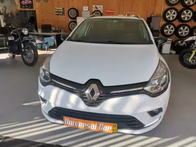 Renault Clio Sport Tourer 2018 - 13700 EUR, 143000 km - AUTO.MOTO.pt - 143000km - foto 3 de 18