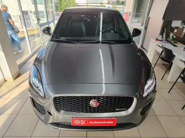 Jaguar E-Pace 2018 - 22500 EUR, 66000 km - AUTO.MOTO.pt - 66000km - foto 4 de 39