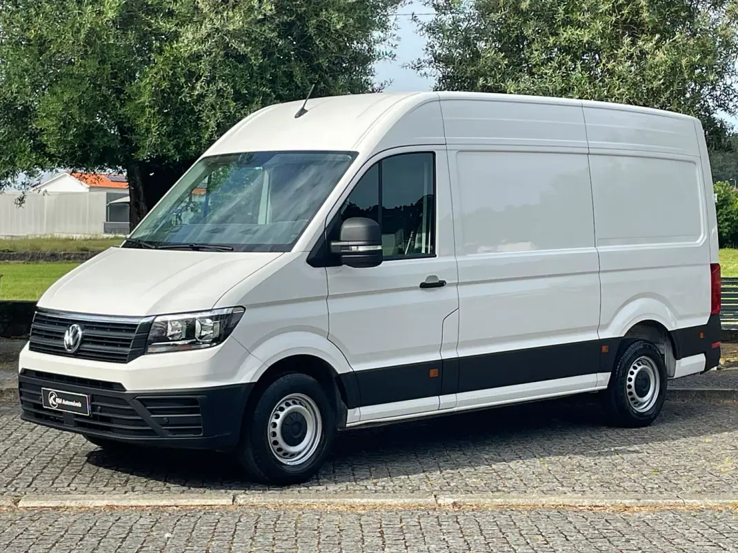 VW Crafter 2.0 TDI L3H3 IVA Dedutível 2022 - 26450 EUR, 128000 km - AUTO.MOTO.pt - 128000km - foto 2 de 33