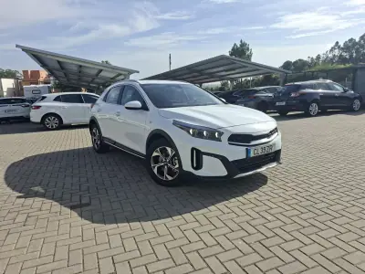 Kia XCeed 2026 - 22250 EUR, 6600 km - foto 4 de 31