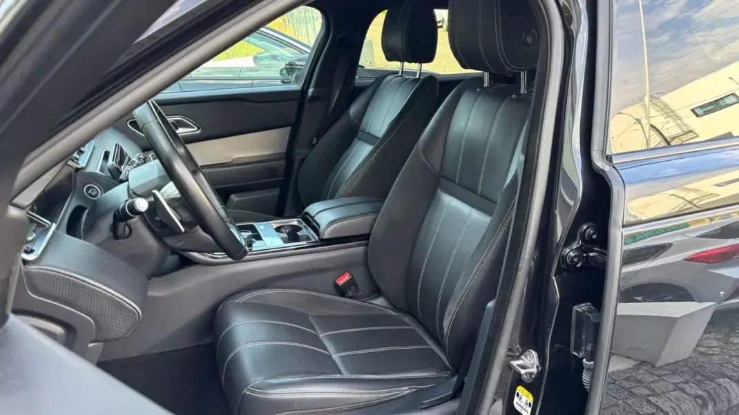 Land Rover Range Rover Velar 2019 - 37500 EUR, 96232 km - AUTO.MOTO.pt - 96232km - foto 15 de 31