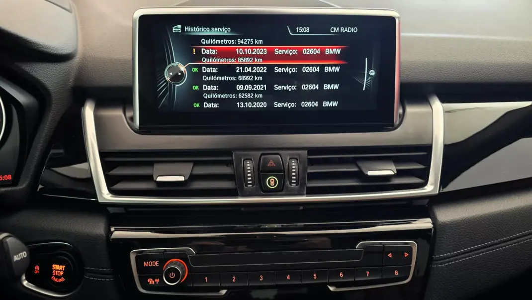 BMW 216 Active Tourer 2017 - 16990 EUR, 118407 km - AUTO.MOTO.pt - 118407km - foto 38 de 72