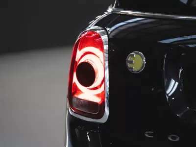 MINI Countryman 2020 - 22990 EUR, 120940 km - AUTO.MOTO.pt - 120940km - foto 13 de 25