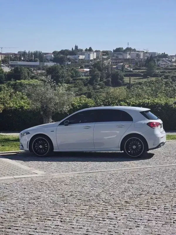 Mercedes-Benz A 250 2021 - 27499 EUR, 85000 km - AUTO.MOTO.pt - 85000km - foto 37 de 41