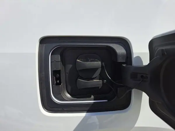 BMW i3 2019 - 28500 EUR, 89000 km - AUTO.MOTO.pt - 89000km - foto 43 de 45