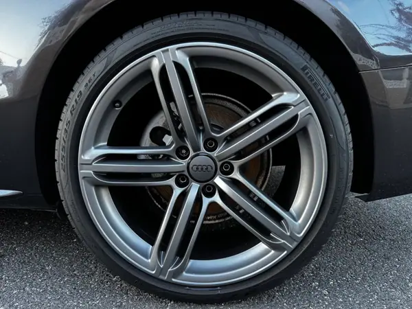 Audi A5 2013 - 21500 EUR, 246000 km - AUTO.MOTO.pt - 246000km - foto 11 de 15