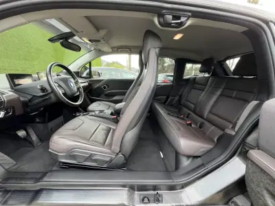BMW i3 2020 - 19900 EUR, 155000 km - AUTO.MOTO.pt - 155000km - foto 11 de 35
