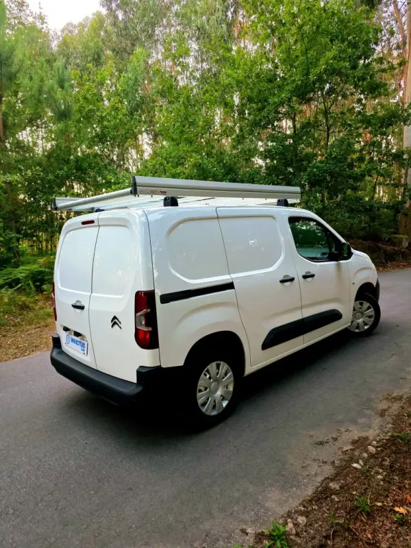 Citroën Berlingo 2020 - 11990 EUR, 155000 km - 155000km - foto 9 de 24