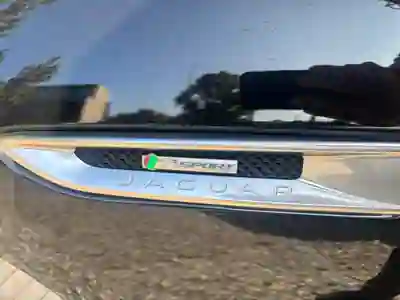 Jaguar F-Pace 2019 - 22900 EUR, 98500 km - 98500km - foto 6 de 13