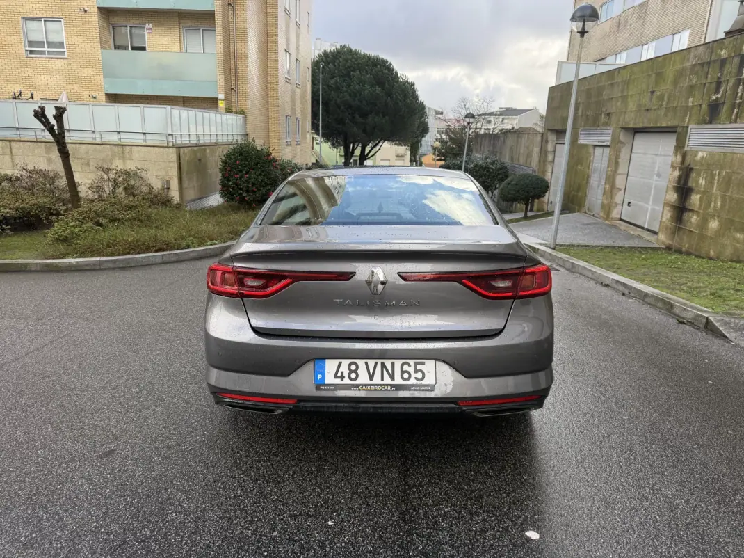 Renault Talisman 2018 - 10450 EUR, 197000 km - AUTO.MOTO.pt - 197000km - foto 5 de 14