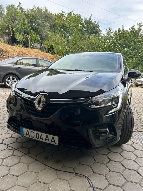 Renault Clio 2020 - 13500 EUR, 89140 km - AUTO.MOTO.pt - 89140km - foto 4 de 15