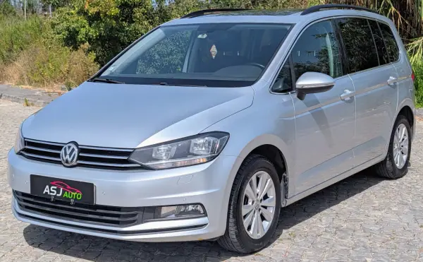 Volkswagen Touran 2016 - 13500 EUR, 211883 km - AUTO.MOTO.pt - 211883km - foto 4 de 24