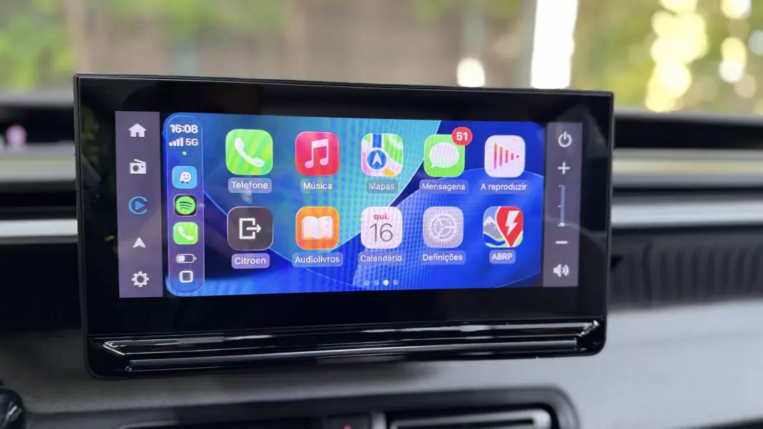 Citroën e-C3 2025 - 21500 EUR, 8295 km - AUTO.MOTO.pt - 8295km - foto 24 de 28