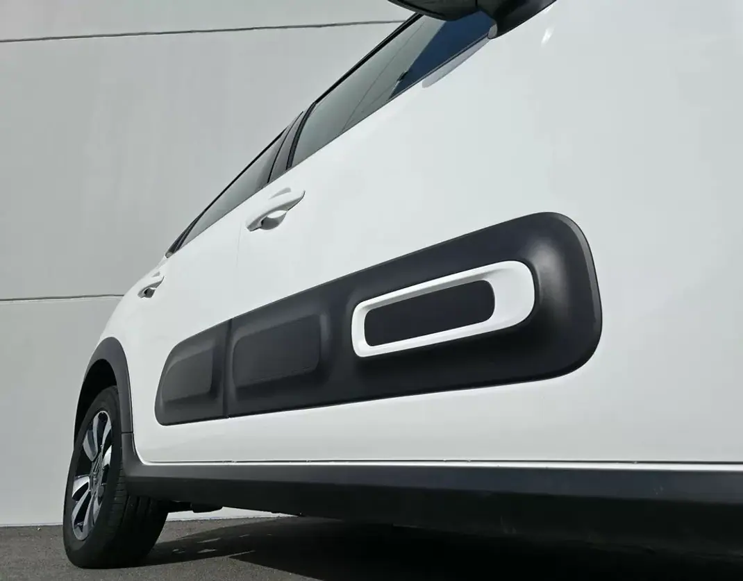 Citroën C3 2021 - 10900 EUR, 31800 km - AUTO.MOTO.pt - 31800km - foto 6 de 31