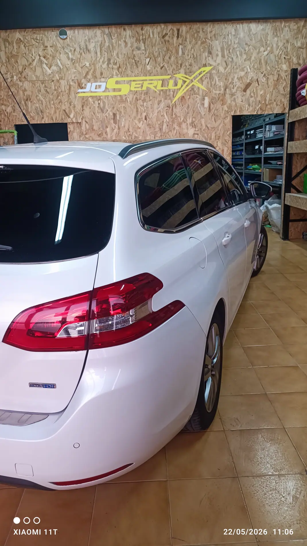 Peugeot 308 SW 2015 - 7000 EUR, 180000 km - 180000km - foto 3 de 10