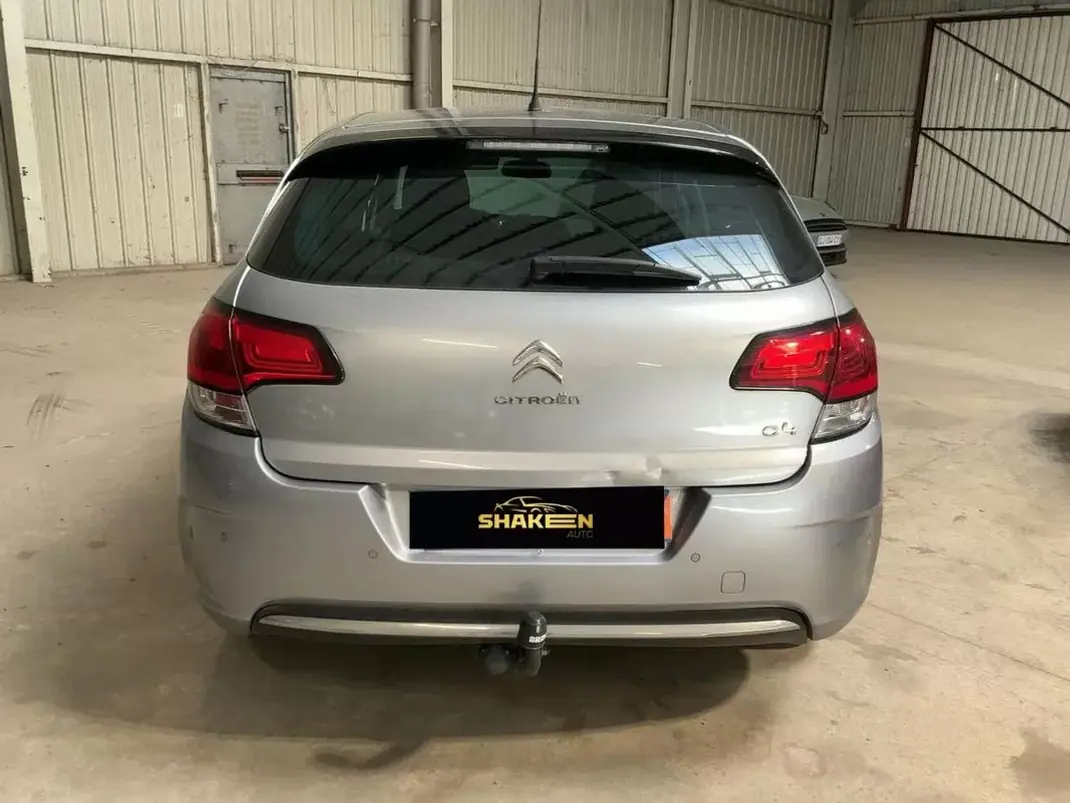 Citroën C4 2017 - 9690 EUR, 90951 km - AUTO.MOTO.pt - 90951km - foto 5 de 11