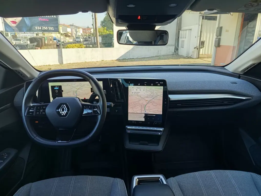 Renault Mégane E-Tech 2023 - 23490 EUR, 86000 km - 86000km - foto 14 de 20