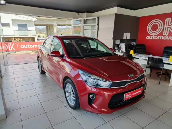 Kia Rio 2019 - 12500 EUR, 66000 km - AUTO.MOTO.pt - 66000km - foto 2 de 36