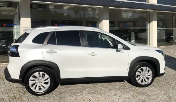 Suzuki S-Cross 2024 - 29900 EUR, 5000 km - AUTO.MOTO.pt - 5000km - foto 4 de 18