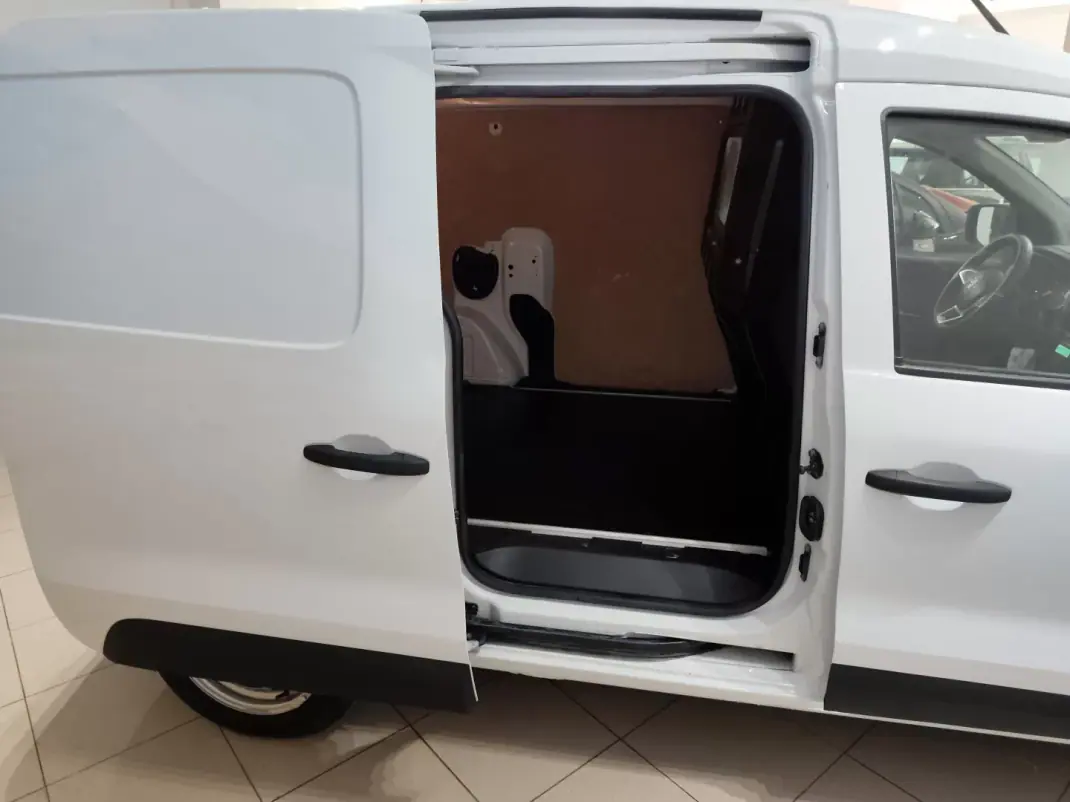 Renault 2022 - 13990 EUR, 66000 km - AUTO.MOTO.pt - 66000km - foto 17 de 21