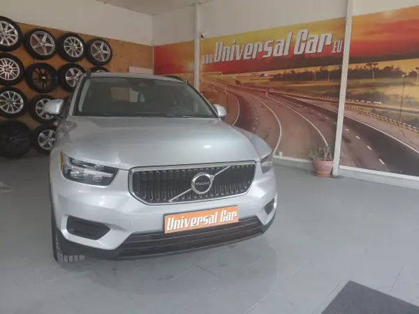 Volvo XC 40 1.5 T3 Momentum Tech Edition 2019 Gasolina