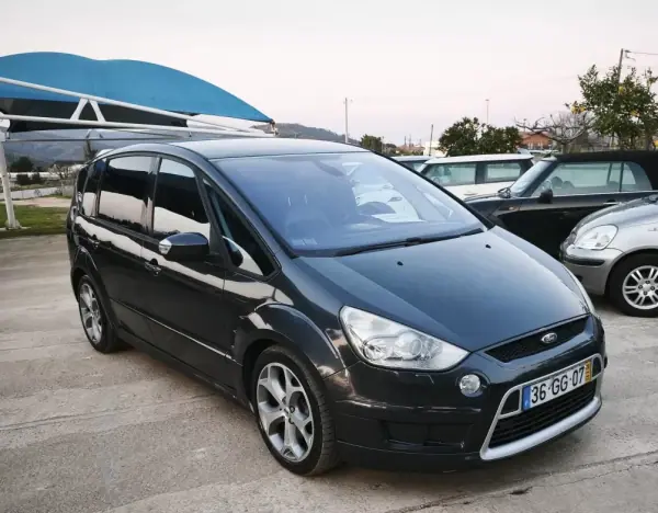 Ford S-Max 2008 - 10990 EUR, 274092 km - AUTO.MOTO.pt - 274092km - foto 3 de 32