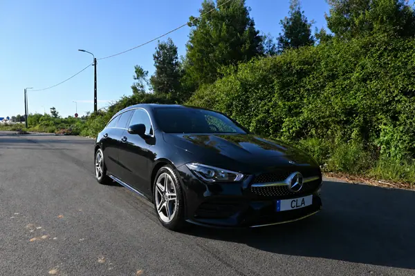 Mercedes-Benz CLA 180 d Shooting Brake AMG Line 2020 Diesel