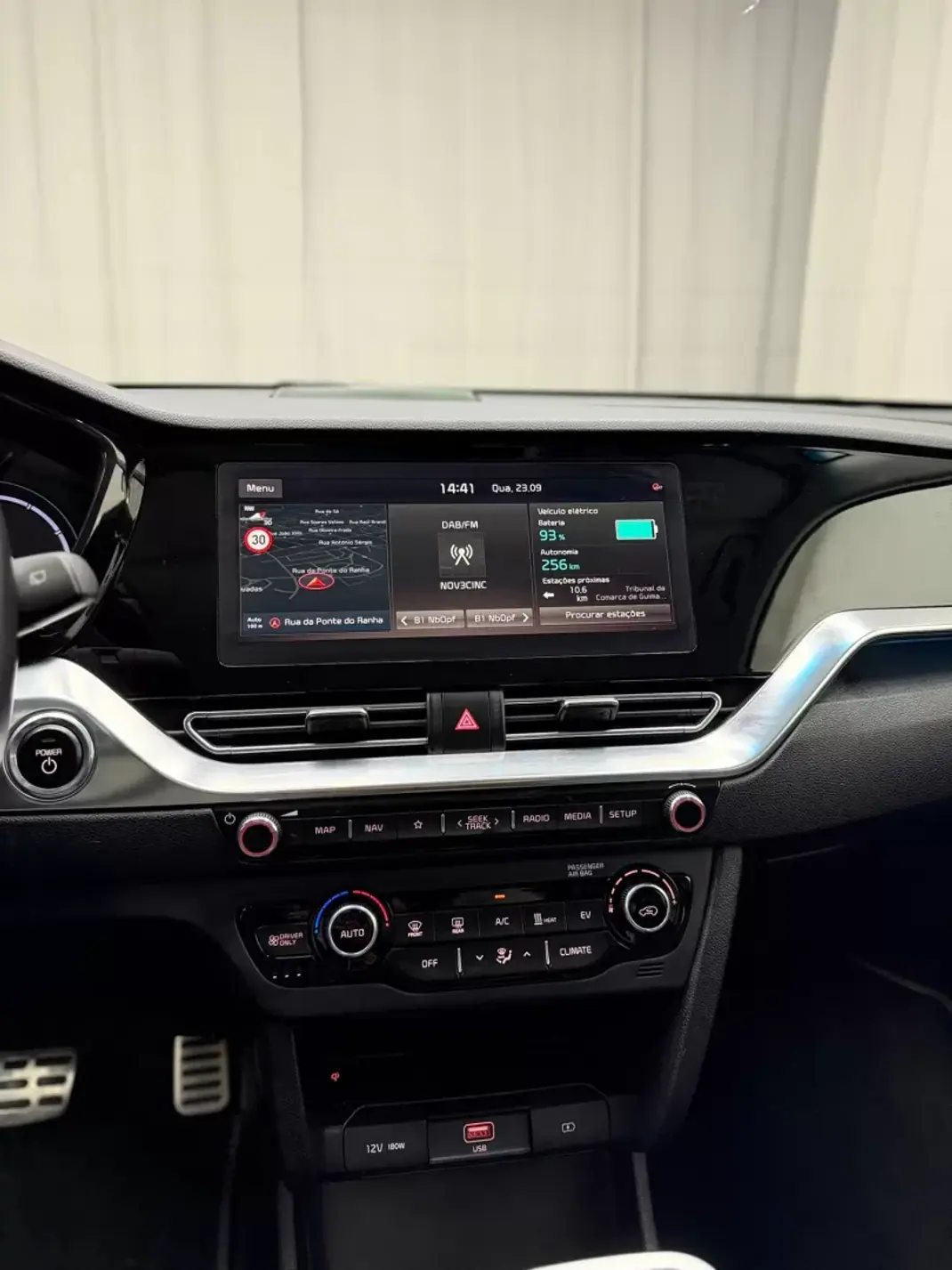 Kia e-Niro 2020 - 19750 EUR, 76000 km - 76000km - foto 11 de 22
