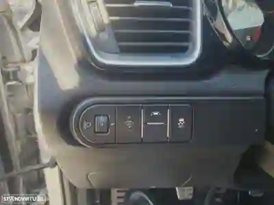 Kia Ceed 2019 - 15000 EUR, 60000 km - AUTO.MOTO.pt - 60000km - foto 4 de 6