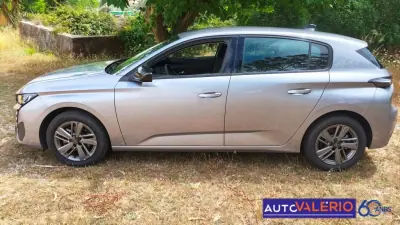 Peugeot 308 2024 - 20950 EUR, 17870 km - AUTO.MOTO.pt - 17870km - foto 2 de 28