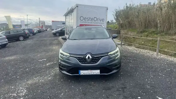 Renault Mégane Sport Tourer 2021 - 15900 EUR, 140000 km - AUTO.MOTO.pt - 140000km - foto 2 de 21