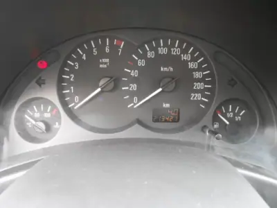 Opel Corsa 2002 - 3500 EUR, 0 km - AUTO.MOTO.pt - foto 3 de 12