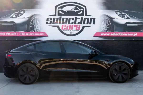 Tesla Model 3 Tração Traseira Premium 2024 Elétrico