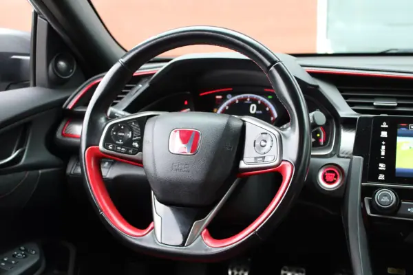 Honda Civic 2019 - 43990 EUR, 78000 km - AUTO.MOTO.pt - 78000km - foto 22 de 31